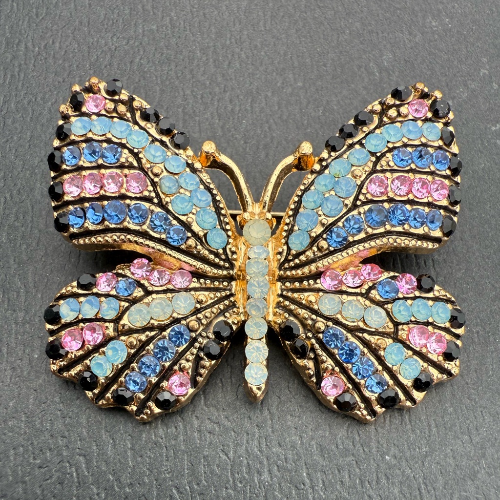 Nwot! Rhinestone Elegant Multicolor Butterfly Brooch Pin Beautiful